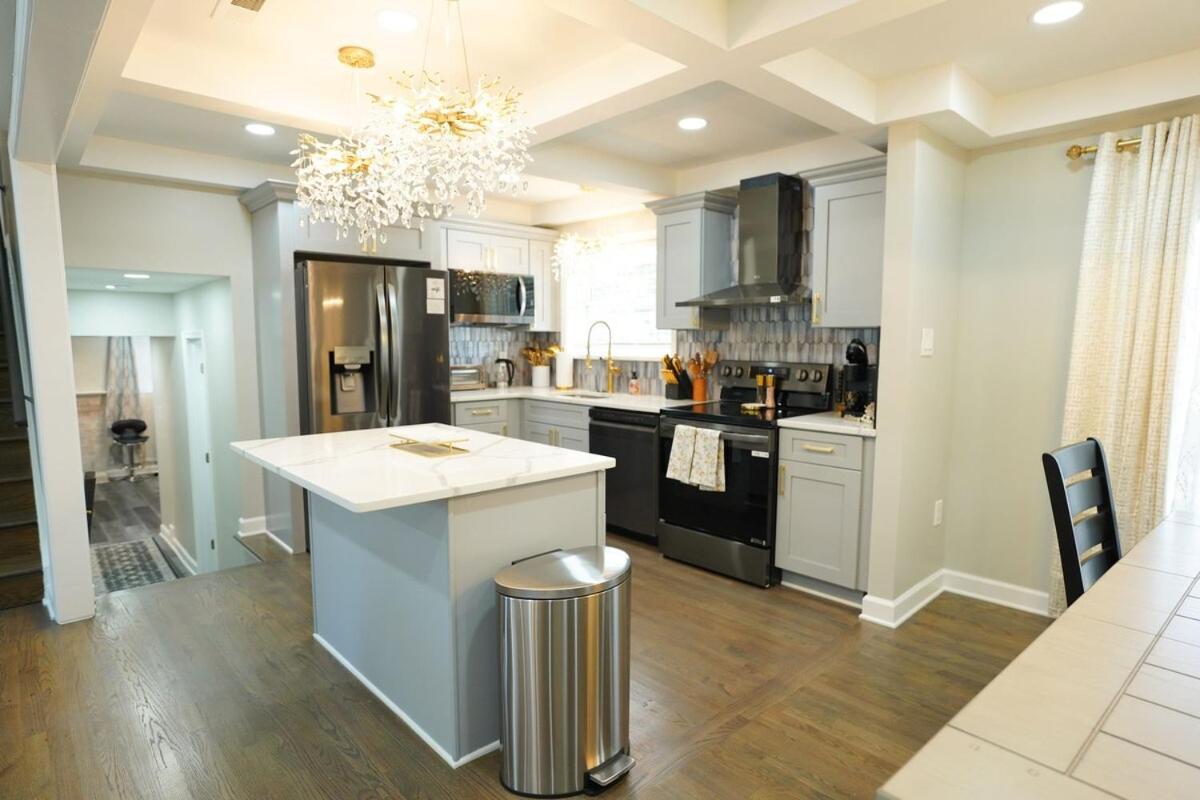 Modern Luxe Retreat -heart Of Chesterfield Holiday home Richmond