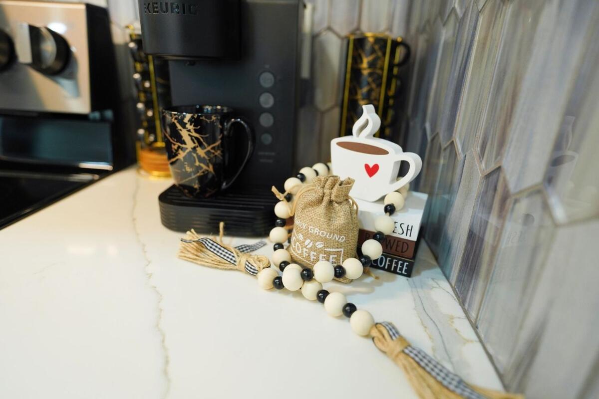 Modern Luxe Retreat -heart Of Chesterfield * Richmond