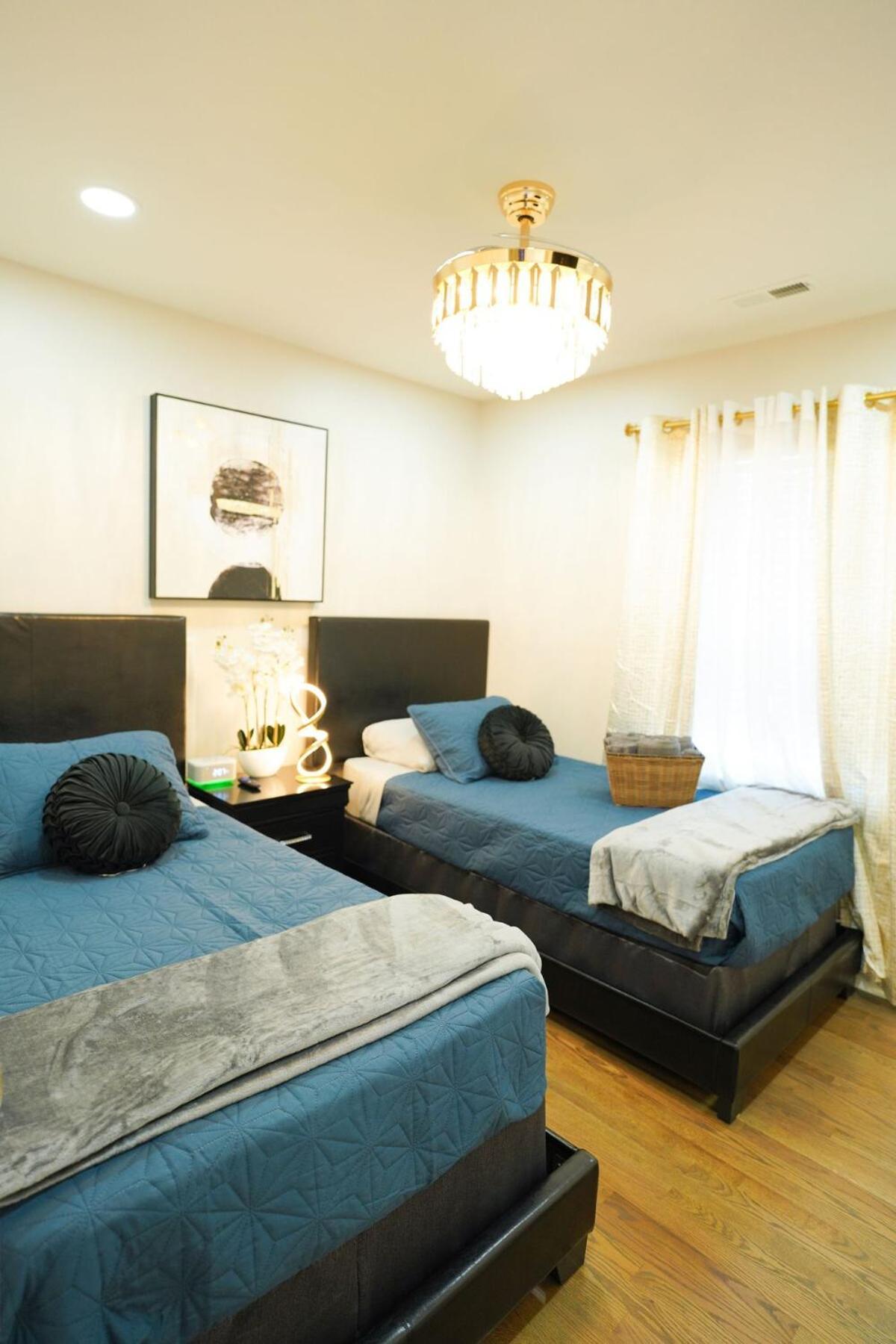 Modern Luxe Retreat -heart Of Chesterfield * Richmond